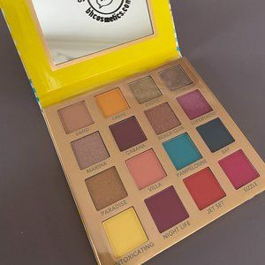 NEW - BH Cosmetics Summer in St. Tropez Palette